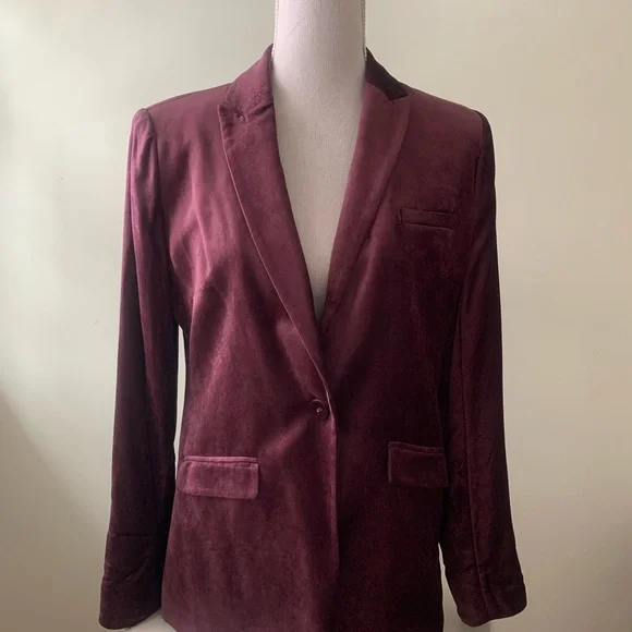 CAbi Velvet Blazer in Deep Plum Purple - Picture 2 of 7